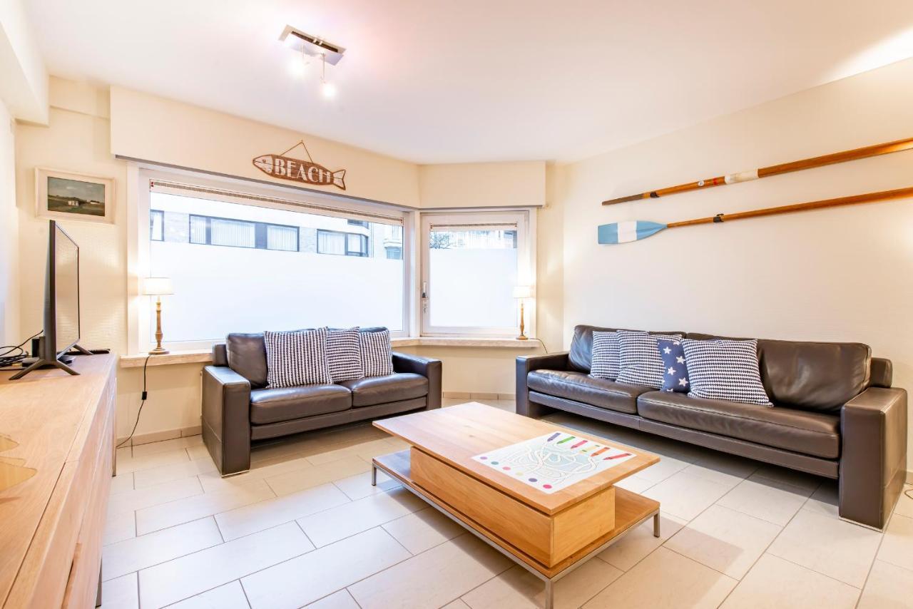Centrally Located Apartment In Knokke Buitenkant foto